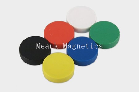 неодимовый диск с антикоррозионным пластмассовым покрытием
